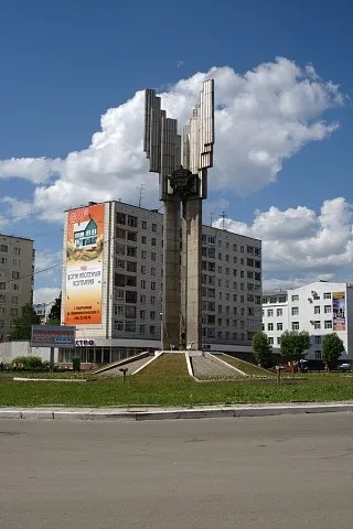 Сиктивкар, Україна