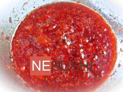 Сметанний крем з полуницею (крем сметанний з полуницею) Сметанний крем з полуницею