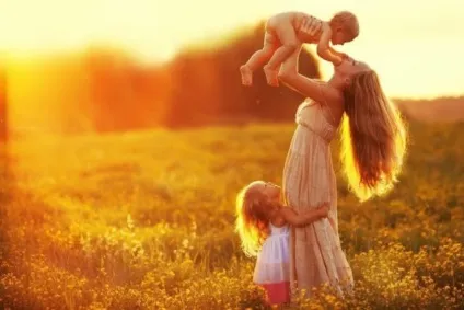 Вірші для мами зворушливі до сліз від сина, від дорослої доньки