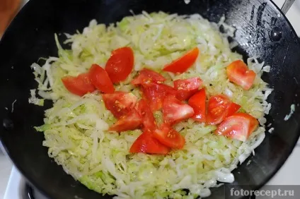 Капуста, тушкована з помідорами, прості рецепти (капуста) Капуста, тушкована з помідорами, прості рецепти