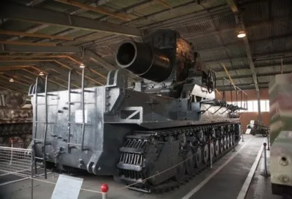 Карл - самохідна німецьких мортира калібр 600-мм і 540-мм (Карл) Карл - самохідна німецьких мортира калібр 600-мм і 540-мм