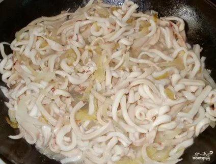 Кальмар, тушкована в сметані - покроковий рецепт з фото на (рецепти з фото) Кальмар, тушкована в сметані - покроковий рецепт з фото на
