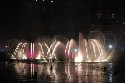 Танцюючі фонтани сценічне шоу і спецефекти від splash-show (сприймається одне ціле) Танцюючі фонтани сценічне шоу і спецефекти від splash-show