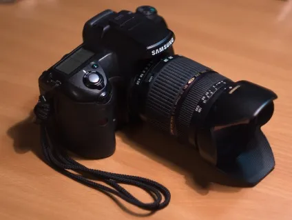 Tamron 28-75 f