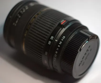 Tamron 28-75 f
