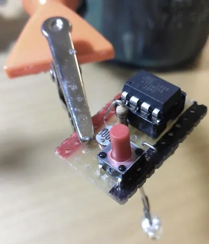 Світлодіодна свічка на attiny