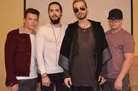 Tokio hotel розповіли, які дівчата їм подобаються - kaulitz-planet (які) Tokio hotel розповіли, які дівчата їм подобаються - kaulitz-planet