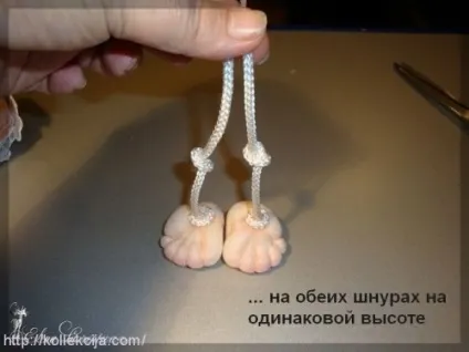 Техніка виготовлення ляльок з колготок - ніжки (колготок) Техніка виготовлення ляльок з колготок - ніжки
