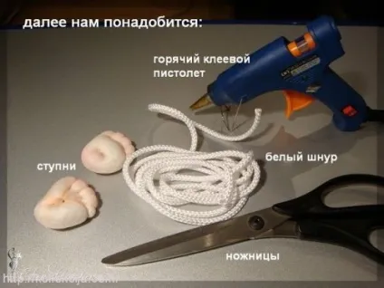 Техніка виготовлення ляльок з колготок - ніжки (м'яка іграшка) Техніка виготовлення ляльок з колготок - ніжки