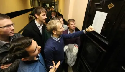 Навчання одночасно в двох вузах (навчання одночасно в двох вузах / на різних факультетах одного вишу. За і проти) Навчання одночасно в двох вузах