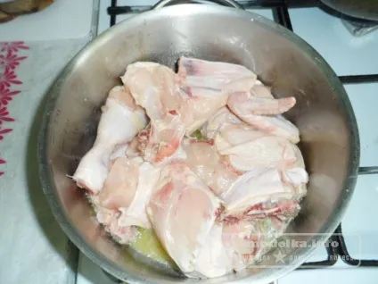 Тушкована курочка з солоними огірочками рецепт з фото (рецепт) Тушкована курочка з солоними огірочками рецепт з фото