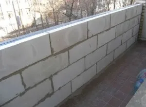 Утеплення балкона піноблоками