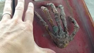 Я не знаю цих людей (людей) Я не знаю цих людей
