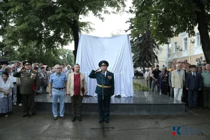 У столиці криму відкрили пам'ятник на честь 50-річчя сімферопольського ввпсу (50-річчя) У столиці криму відкрили пам'ятник на честь 50-річчя сімферопольського ввпсу