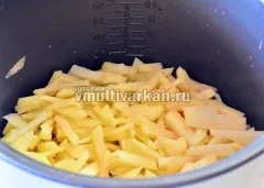 Запечена картопля з грибами в мультиварці рецепт з фото, готуємо в мультиварці (картопля з грибами в мультиварці Панасонік) Запечена картопля з грибами в мультиварці рецепт з фото, готуємо в мультиварці