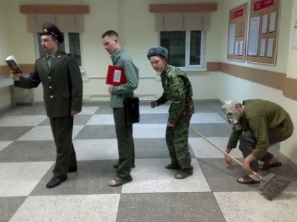 Гумор в камуфляжі або як відпочивають військові