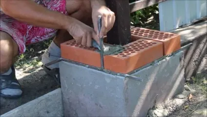 Цегляні стовпи своїми руками, або як зробити стовпи з цегли без сторонньої допомоги, як це (стовпи) Цегляні стовпи своїми руками, або як зробити стовпи з цегли без сторонньої допомоги, як це