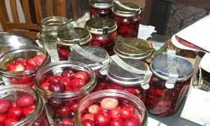 Компот з вишні покрокові рецепти з фото і відео (компот з вишні рецепт) Компот з вишні покрокові рецепти з фото і відео