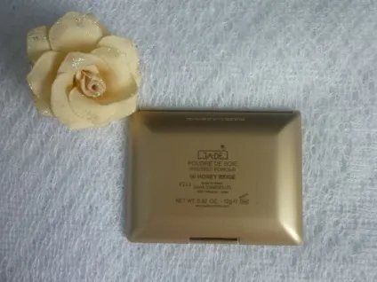 Компактна пудра ja-de 90 honey beige (компактна пудра) Компактна пудра ja-de 90 honey beige