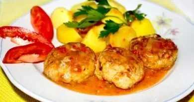 Кордон блю з курячого філе з сиром рецепт з фото (шніцель) Кордон блю з курячого філе з сиром рецепт з фото