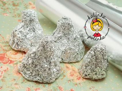 Ляльки з вантажних листівок () Ляльки з вантажних листівок