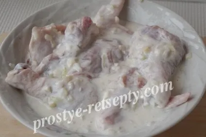 Курка в кефірі в горщику в духовці рецепт з фото (горщику) Курка в кефірі в горщику в духовці рецепт з фото