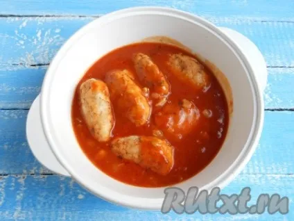 Курячі котлети з підливою - рецепт з фото