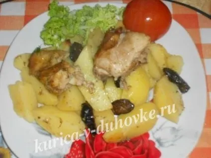 Курка з картоплею і чорносливом в духовці в рукаві рецепт з фото крок за кроком (курка) Курка з картоплею і чорносливом в духовці в рукаві рецепт з фото крок за кроком