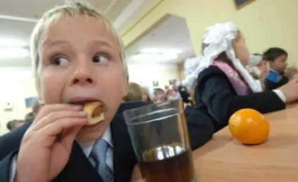 12 Самих безглуздих шкільних заборон, які існують і сьогодні (сьогодні) 12 Самих безглуздих шкільних заборон, які існують і сьогодні