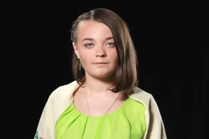 13-Літня ясновидиця в школі все в шоці, що з ними вчиться екстрасенс, битва екстрасенсів (15 сезон 9 випуск) 13-Літня ясновидиця в школі все в шоці, що з ними вчиться екстрасенс, битва екстрасенсів