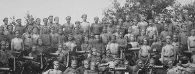 Лавр георгиевич корнілов «офіцери і солдати його любили ...» - орієнтир (корнілов) Лавр георгиевич корнілов «офіцери і солдати його любили ...» - орієнтир