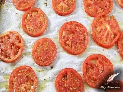Баклажани з моцарелою і помідорами (помідорами) Баклажани з моцарелою і помідорами