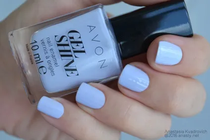 Avon оновлені лаки для нігтів gel shine
