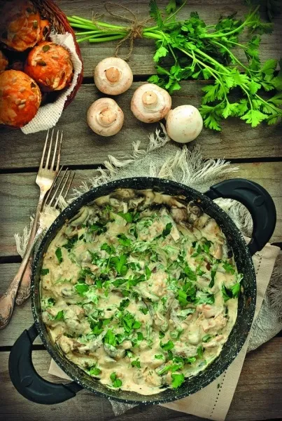 Бефстроганов як правильно приготувати м'ясо по-строгановски, про кухню, кухня, аргументи і факти (російська кухня) Бефстроганов як правильно приготувати м'ясо по-строгановски, про кухню, кухня, аргументи і факти