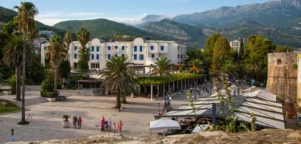 Будва, Чорногорія все про Будві, відпочинок, їжа, пляжі (montenegro-right-col) Будва, Чорногорія все про Будві, відпочинок, їжа, пляжі