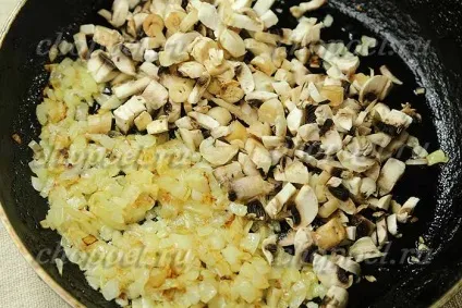 Млинці з куркою і грибами (печериці) Млинці з куркою і грибами