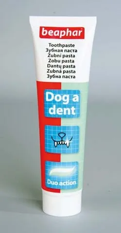Чистимо кішці зуби