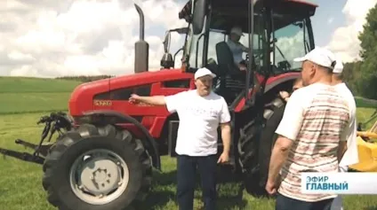 Що кажуть фермери про трактор, на якому працює Лукашенко-Салідарнасць (інакше сидів ненавмисне) Що кажуть фермери про трактор, на якому працює Лукашенко-Салідарнасць