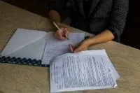 Дарування частки в квартирі близькому родичу (частки) Дарування частки в квартирі близькому родичу