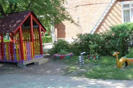 Літній дизайн прогулянкового ділянки доу () Літній дизайн прогулянкового ділянки доу