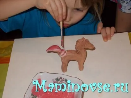 Коники з глини як зробити і розфарбувати, світ очима мами (конячки) Коники з глини як зробити і розфарбувати, світ очима мами