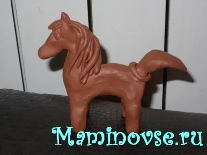 Коники з глини як зробити і розфарбувати, світ очима мами (конячки) Коники з глини як зробити і розфарбувати, світ очима мами