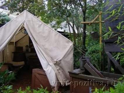 Діснейленд - країна пригод (adventureland) (піратський корабель) Діснейленд - країна пригод (adventureland)