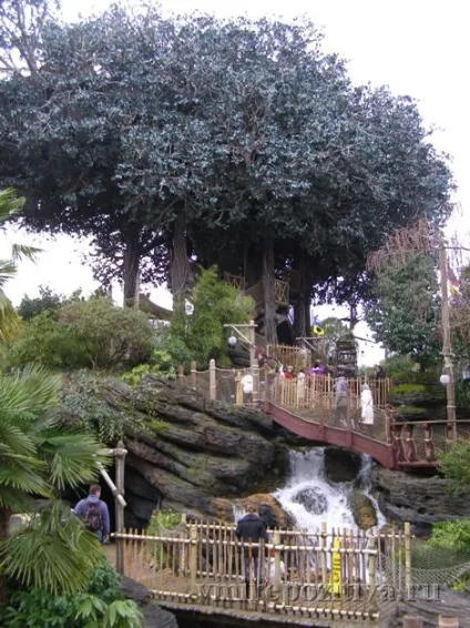 Діснейленд - країна пригод (adventureland) (країна) Діснейленд - країна пригод (adventureland)
