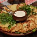 Домашня піца з куркою і грибами в духовці (куркою) Домашня піца з куркою і грибами в духовці