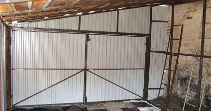 Будинок для машини своїми руками інструкція, фото, відео (Стіни ворота дах) Будинок для машини своїми руками інструкція, фото, відео