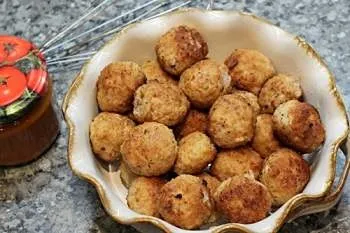 Фрикадельки з підливою - рецепт з покроковими фото (м'ясо) Фрикадельки з підливою - рецепт з покроковими фото