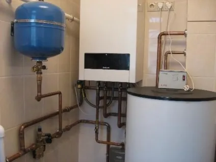 Газове опалення будинку від газгольдера і балонів (незалежність газової магістралі) Газове опалення будинку від газгольдера і балонів