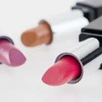 Губна помада як вибирати, користуватися і зберігати (користуватися) Губна помада як вибирати, користуватися і зберігати