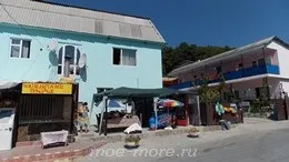 Гостьові і вітальні будинку в селищі Лермонтово (кухня самостійного приготування їжі) Гостьові і вітальні будинку в селищі Лермонтово